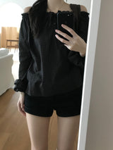 Dear button off-shoulder blouse (2 colors)