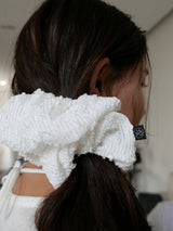 Spangle Knit Scrunchie_Large_White