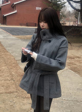 [2oz Quilting] Fila High Neck Wool Belt Half Coat