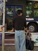 Solt curved denim pants