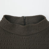 Back Zipper Wrinkle Tee Brown