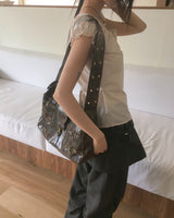 Verum Vintage Leather Wide Strap Buckle Crossbag