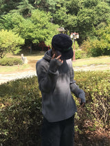 リブフードハードジップアップニット