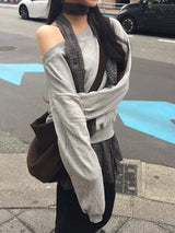 Nuel Off-Shoulder Sweatshirt