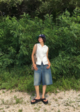 EYELET LINE HOOD VEST
