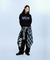 UNDEFEATED CROP HOOD (BLACK)