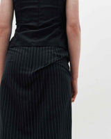 ワイドタイストライプホルタートップ _ ブラック