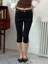 Edge slit capri pants