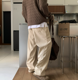 Yogis Wide-Fit Single-Tuck Corduroy Pants