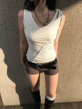 ROMY SLIT LINE SLEEVELESS