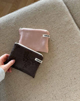 リネン フローラル フラットポーチ - ブラウン, Mサイズ