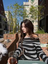 Star Stripe Off-Shoulder Long Sleeve Knitwear