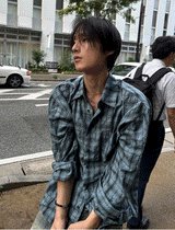 Aron Linkle checkered shirt