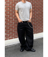 Non-faded curved raw denim pants