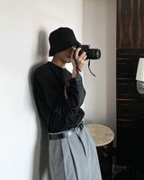 Minimal short brim bucket hat