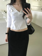 V-Neck Punching Lace T-Shirt (2 colors)