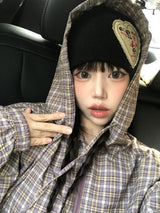 ユニセックスドローウィングハートパッチショートビーニー
