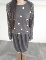 dot raglan tee