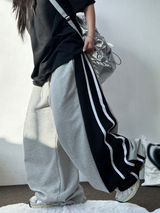 シルバー🩶🤍ツーライントラックバルーンワイドパンツ🖤🩶2カラー