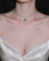 [IDLE Shuhua Necklace] プチエンジェルカラーボーンネックレス- シルバーカラー
