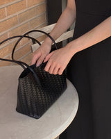 Rito twisted square tote bag