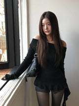 Mulder Off-Shoulder Unbalanced Shirring Frill Knit