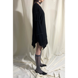 スリップネックオーバーロックトップ : BLACK