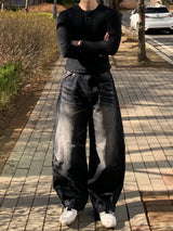 Posingco Incised Curved Pants