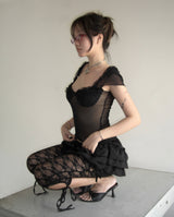 NOIR RUFFLE TOP / NOIR RUFFLE トップス