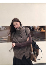 Multicolor Turtleneck Knit Vest 
