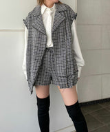 TWEED VEST