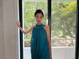halter neck pleats dress