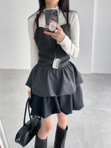 balloon strap blouse