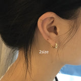 Bold mini earring