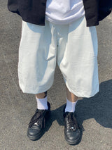 レザーピンタックバミューダハーフパンツ2C