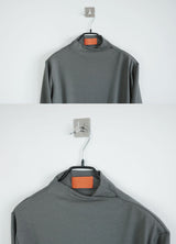 drape mock neck tee