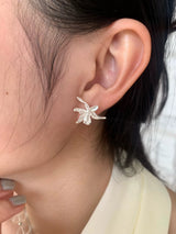 マット フラワー ピアス