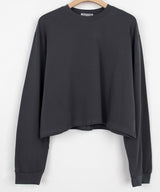クアンクウェアｔシャツ
