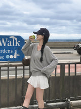 [MADE] Silhouette, summer V-neck loose fit knit