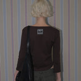 C 90S ラインVネックTシャツ_ブラウン