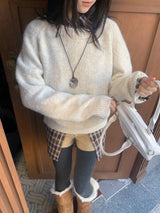 Lorne Soft Airy Raglan Long Sleeve Knit