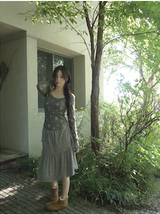 bold shirring skirt