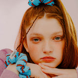 STRIPE KNIT SCRUNCHIE (SKY BLUE)
