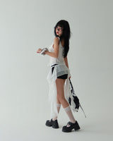 a bean button punching bustier blouse