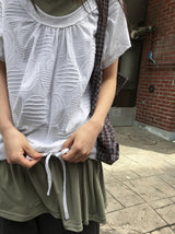 ミミュールVネックドットレイヤードオフショルダーTシャツ