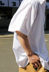 WIT LOOSE HALF SHIRT