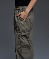 [NF] RIBBON CARGO PARACHUTE PANTS (ASH KHAKI)_F24QD867