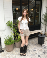 Puff tie blouse