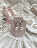 [Red Velvet Seulgi, KISS OF LIFE Belle Piercing] Dalia Ribbon and Pearl Piercing - Silver Color