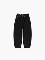 色褪せないバルーンデニムパンツ